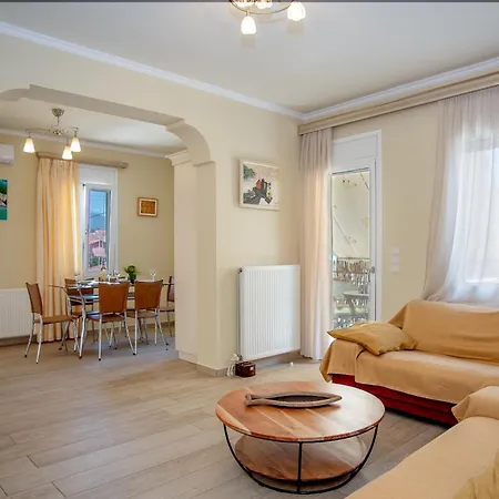 Night Flower Argostoli (Kefalonia)