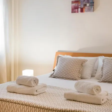 Apartament Night Flower