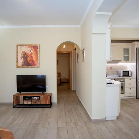 Night Flower アパート アルゴストリオン