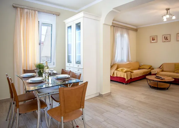 Night Flower Appartement *
